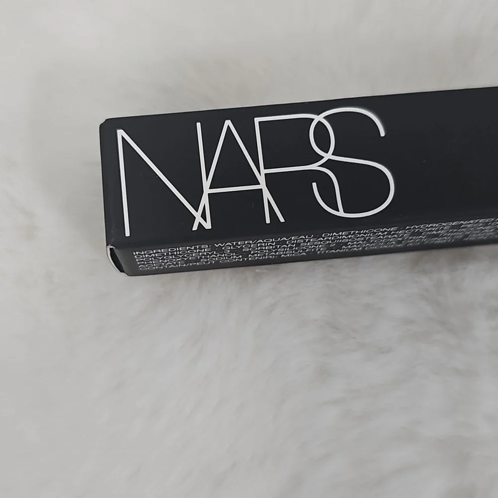 Nars Radiant Creamy Concealer Hydrating Medium Coverage Creme Brulee Light 2.5